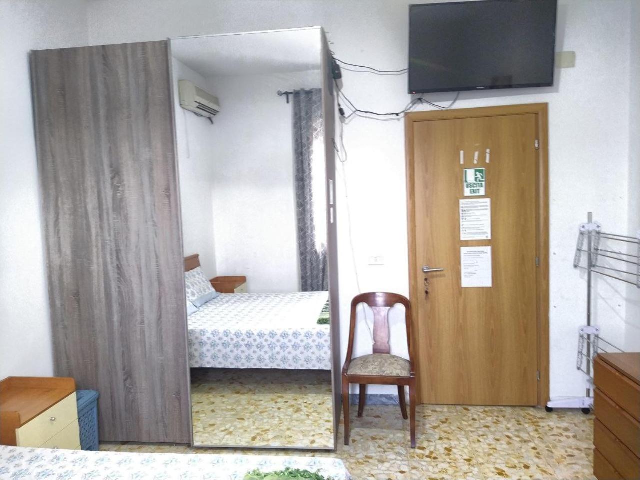 Guest House O Affittacamera Roma Eksteriør bilde